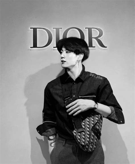 jungkook dior shirt|JIMIN's surprise.